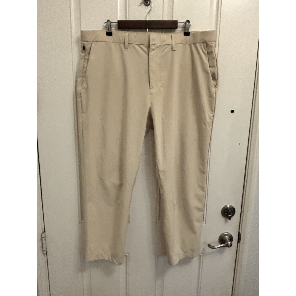 Fabletics Mens pants Cream the only Pant slim Golf Super Lightweight 40x 30